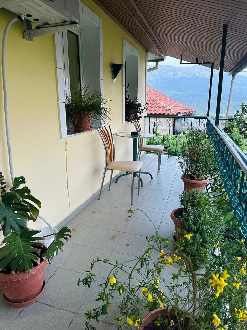 Geri Guesthouse Αργυρόκαστρο Εξωτερικό φωτογραφία
